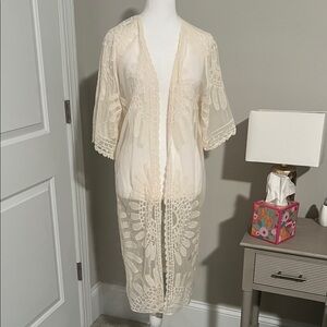 Elegant Cream Lace Tunic